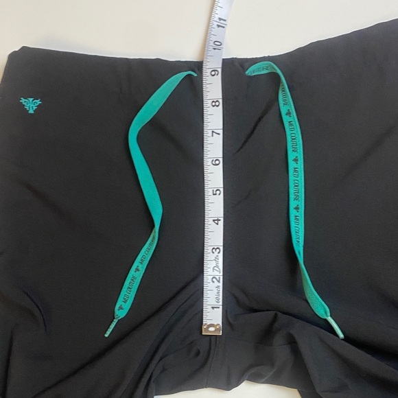 Med Couture black 3 pocket scrub pants - Picture 7 of 8